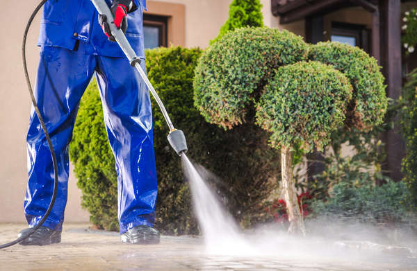 Five advantages of pressure washing