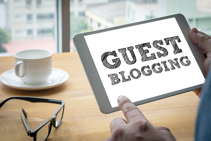 How can guest posting service help in increasing your traffic?