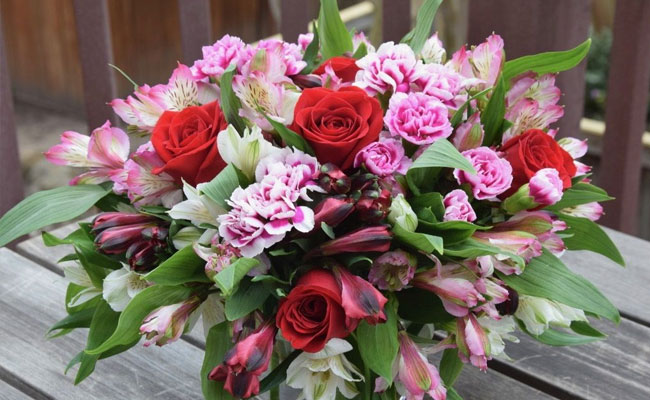 Top romantic flower as a birthday gift for your husband