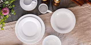 Why Is Shifting to Ceramic Crockery Set a Good Choice?