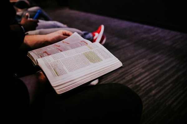 What to Expect From Your First Bible Study Group